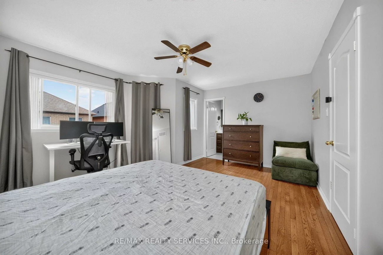 26, Peachleaf, Fletcher's Meadow, Brampton