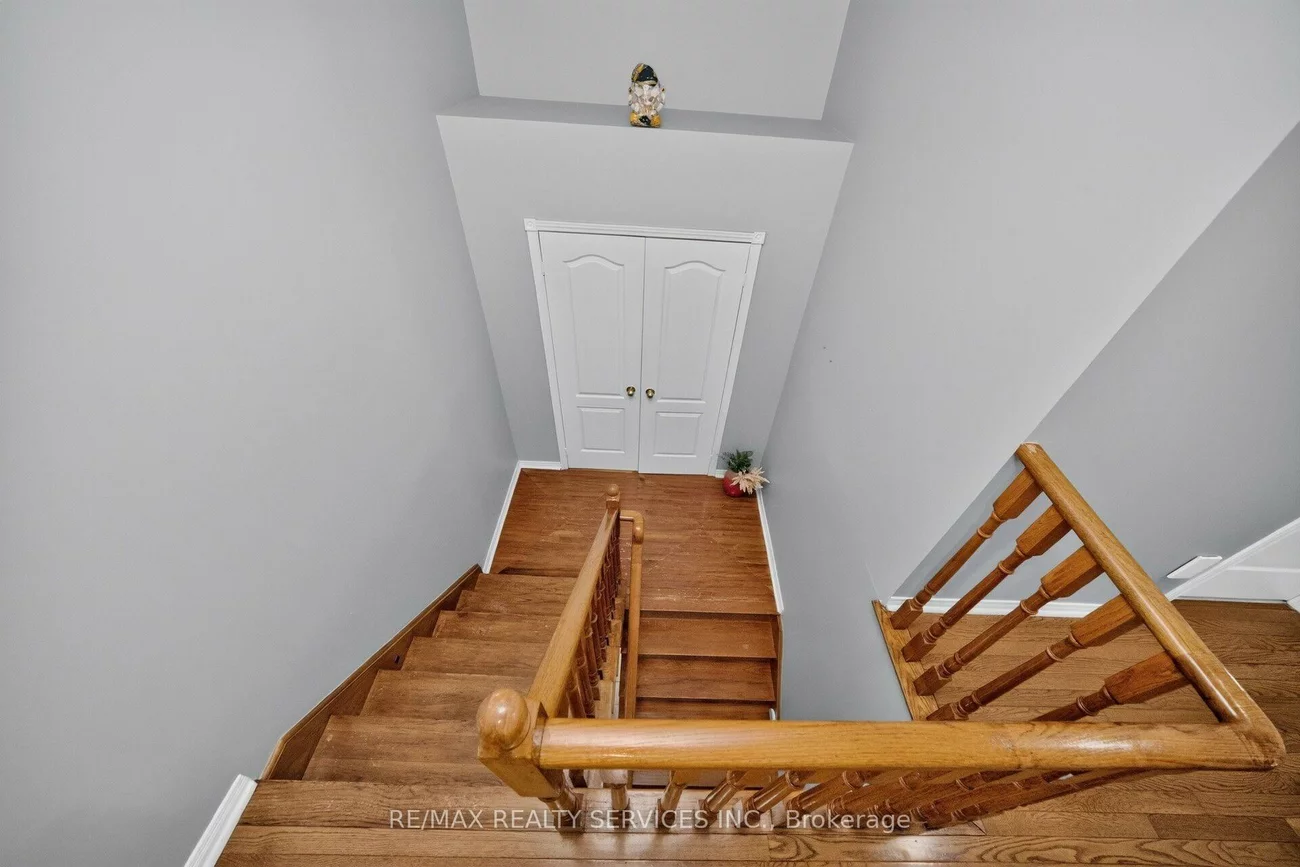 26, Peachleaf, Fletcher's Meadow, Brampton