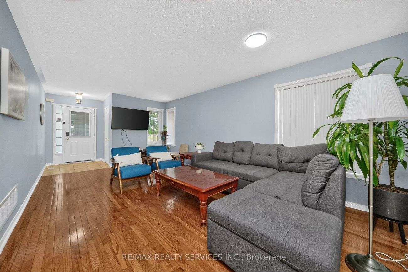 26, Peachleaf, Fletcher's Meadow, Brampton