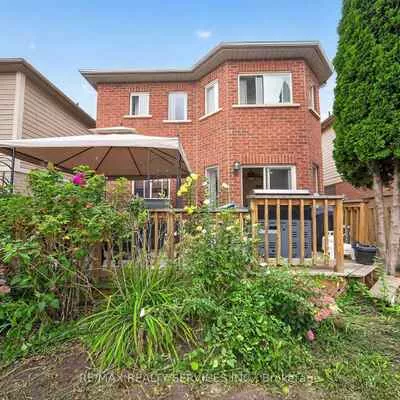 26, Peachleaf, Fletcher's Meadow, Brampton