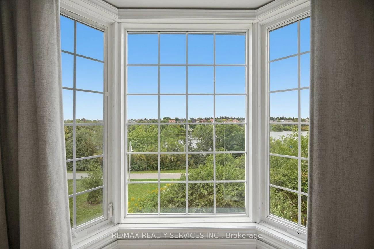 100, Southlake, Madoc, Brampton
