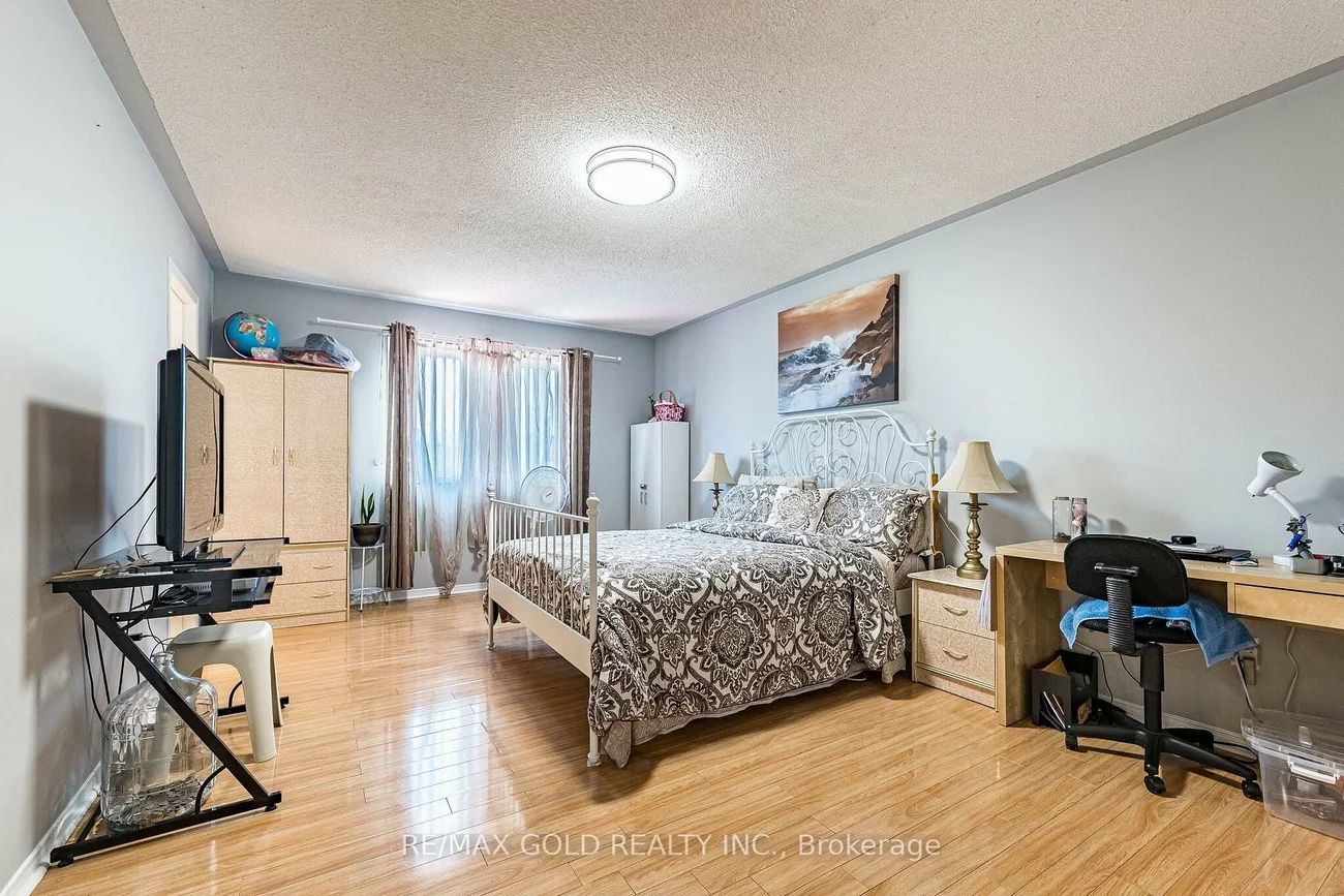 6, Mistdale, Fletcher's Meadow, Brampton