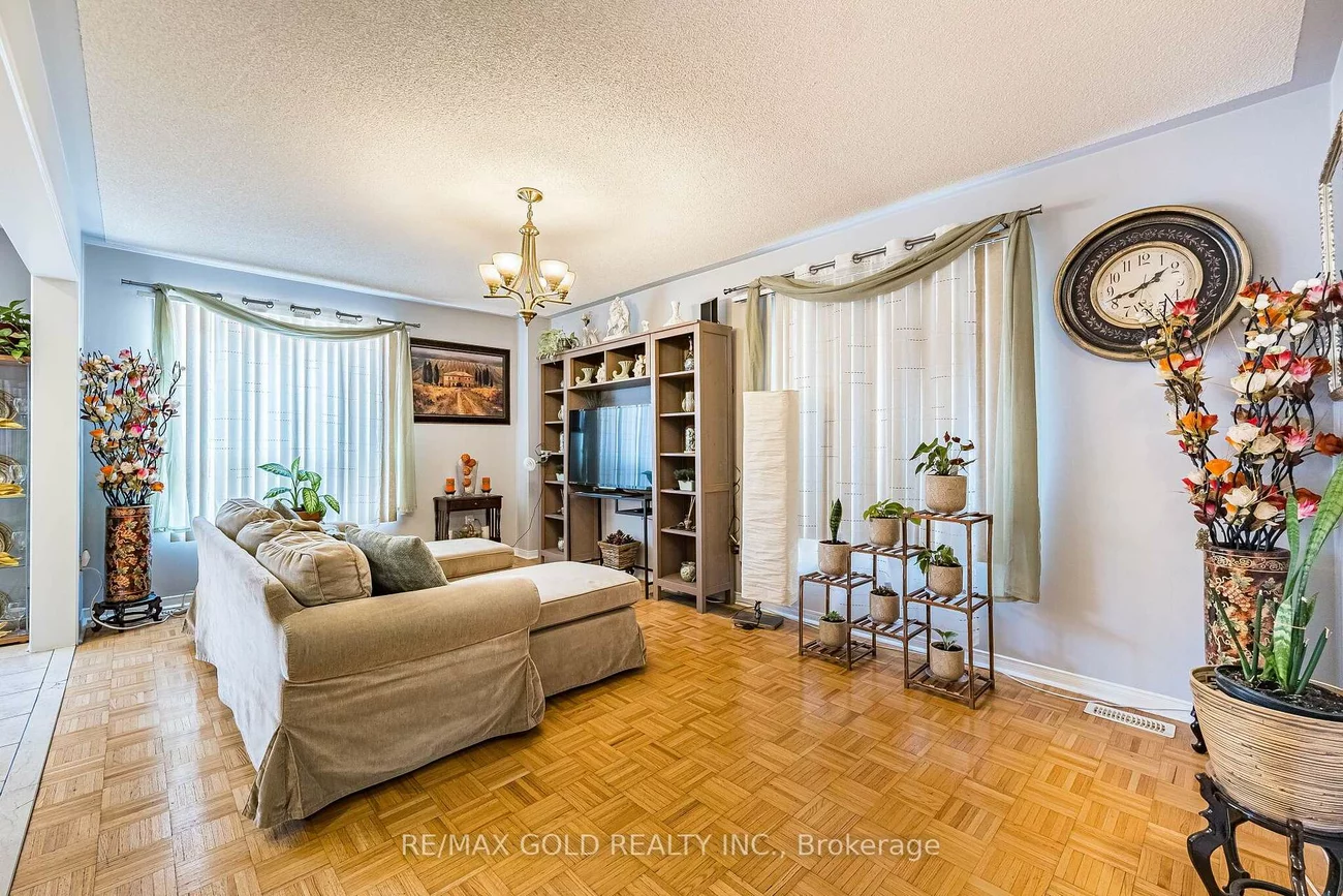 6, Mistdale, Fletcher's Meadow, Brampton