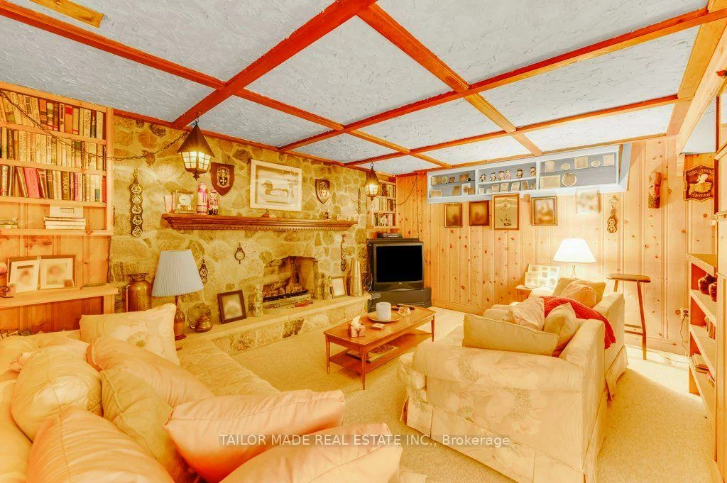 22, Greystone, Brampton South, Brampton