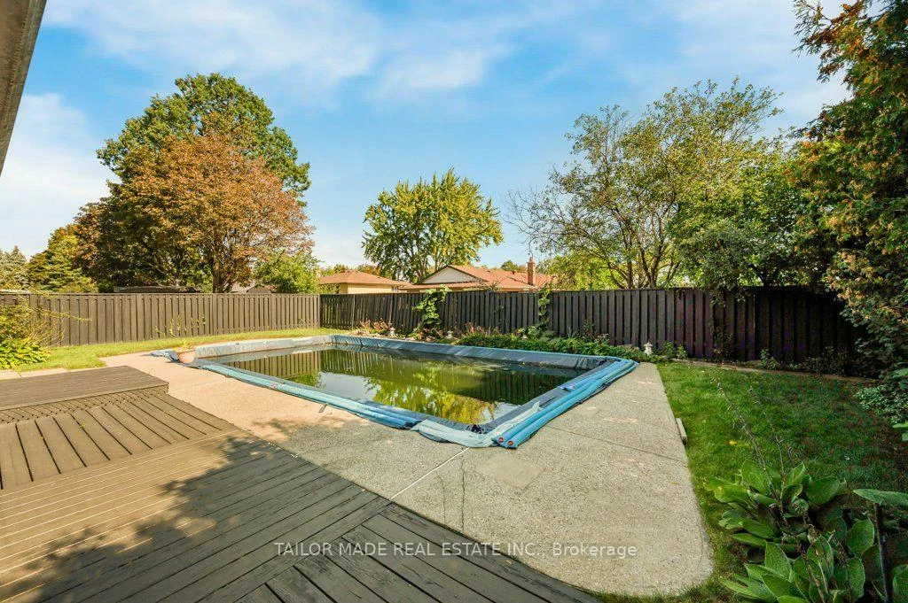 22, Greystone, Brampton South, Brampton