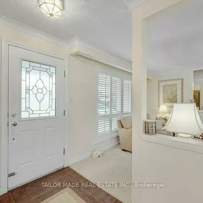 22, Greystone, Brampton South, Brampton