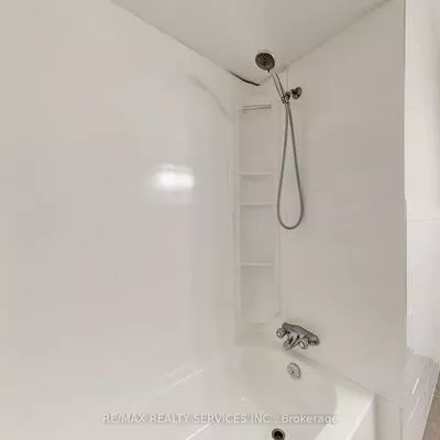 9, Glenridge, Northgate, Brampton