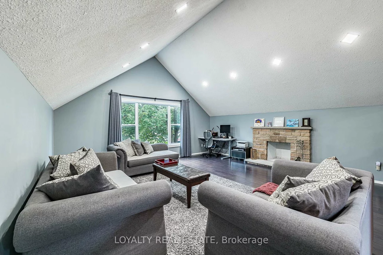 52, Newcastle, Westgate, Brampton