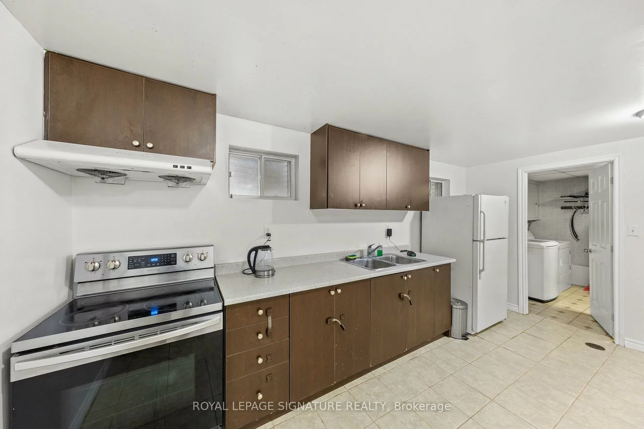 112, Kingswood, Madoc, Brampton