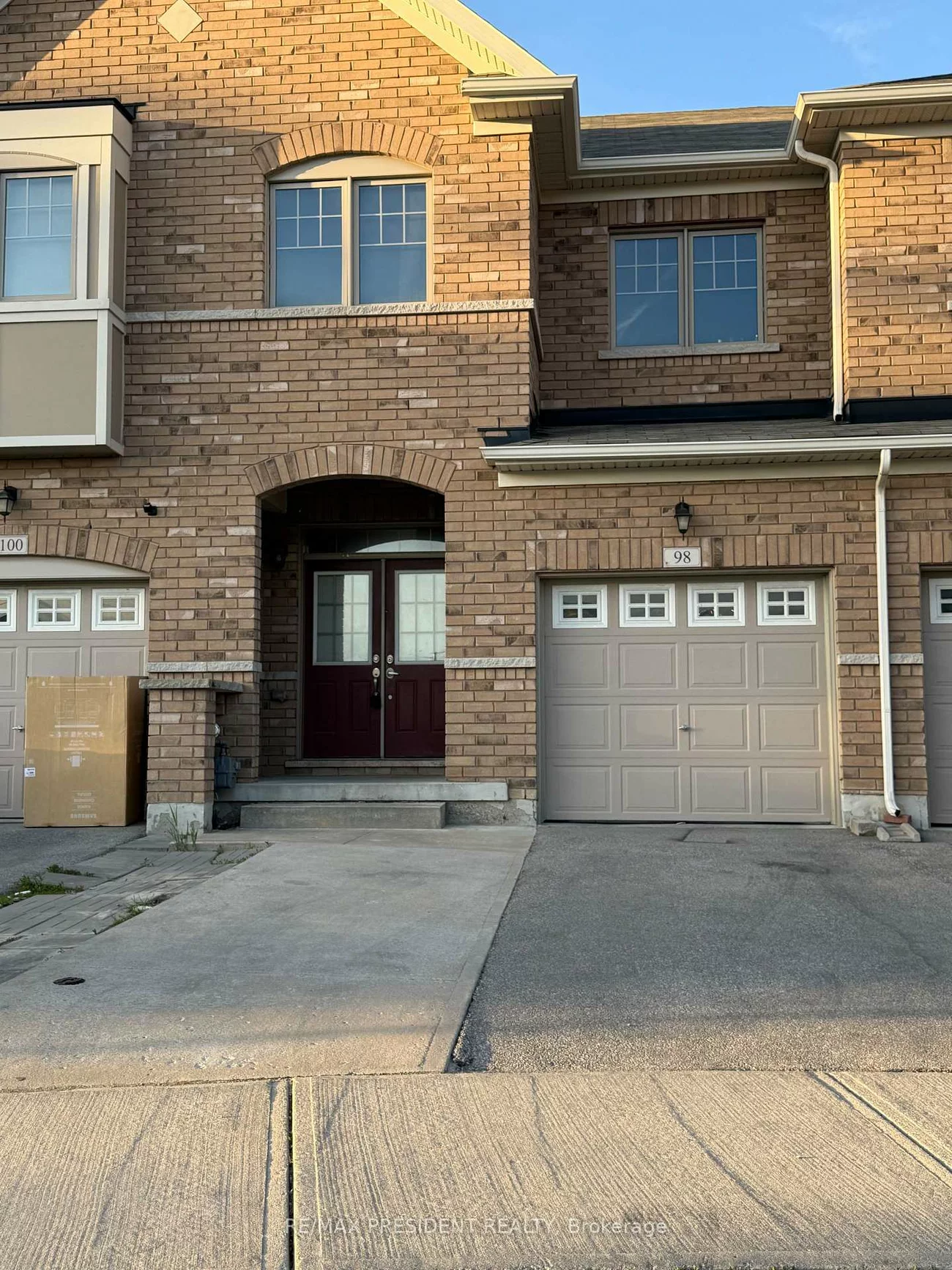 98, Davenfield, Bram East, Brampton