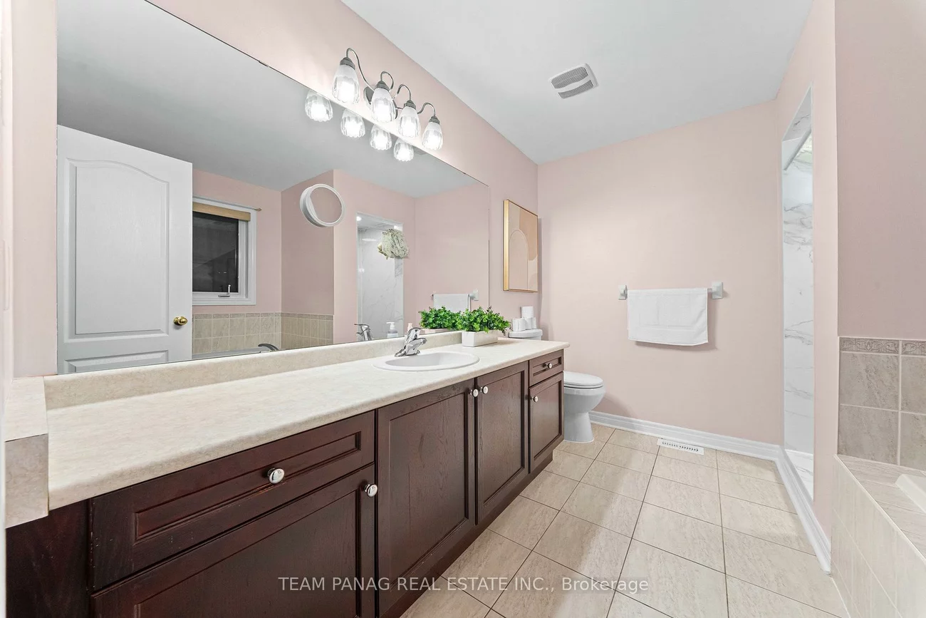 18, Snowdrift, Sandringham-Wellington, Brampton