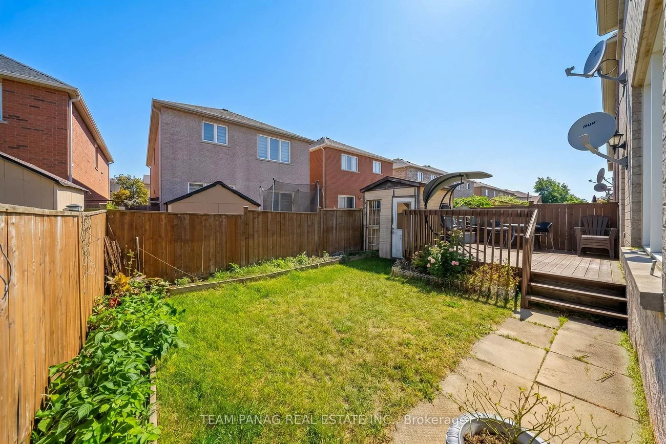 18, Snowdrift, Sandringham-Wellington, Brampton
