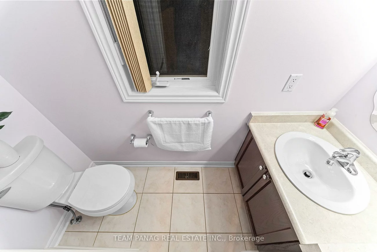 18, Snowdrift, Sandringham-Wellington, Brampton