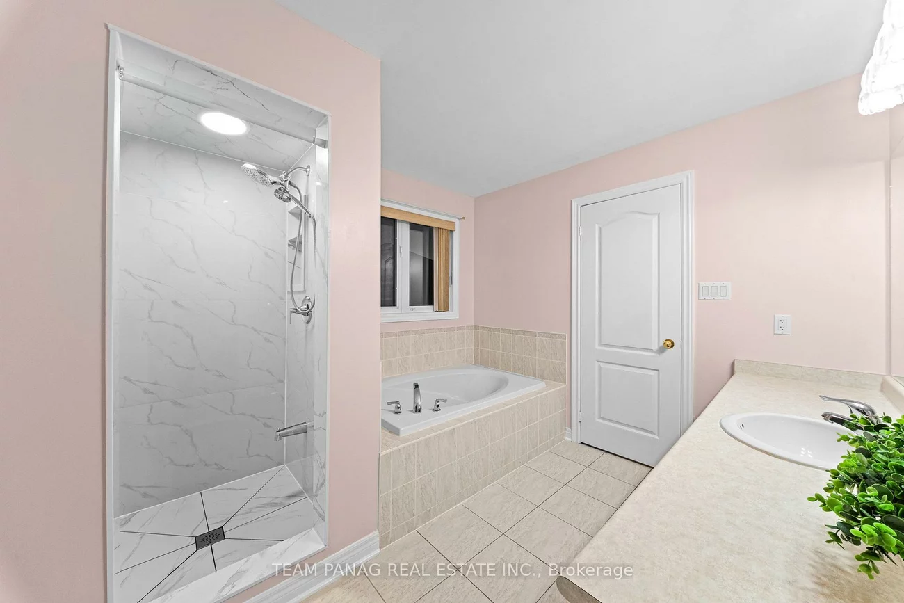18, Snowdrift, Sandringham-Wellington, Brampton