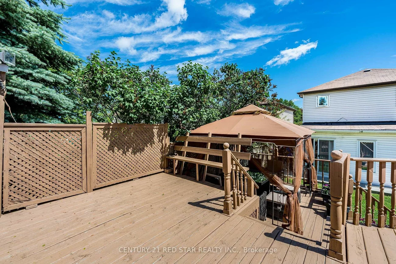 52, Newdale, Westgate, Brampton