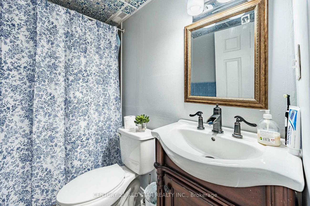 52, Newdale, Westgate, Brampton