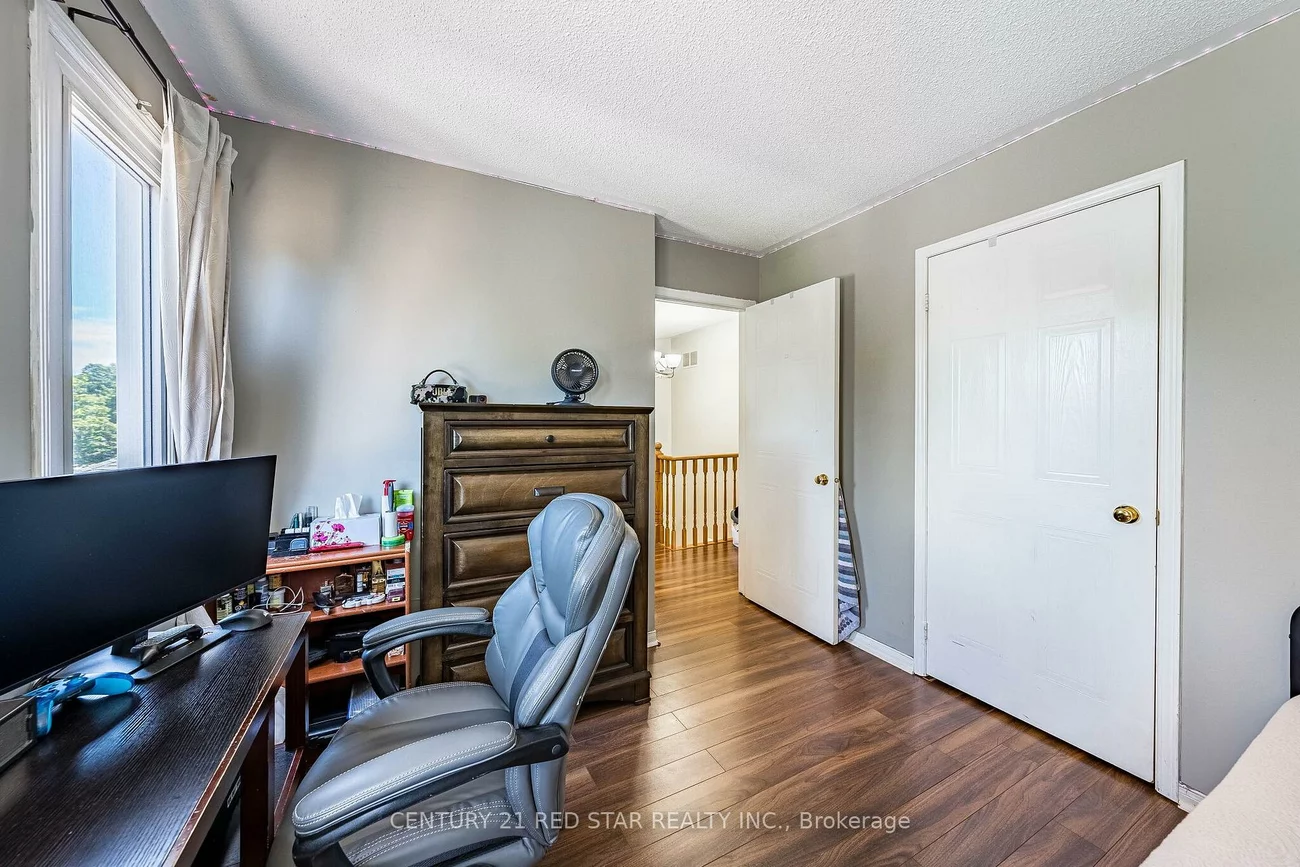 52, Newdale, Westgate, Brampton