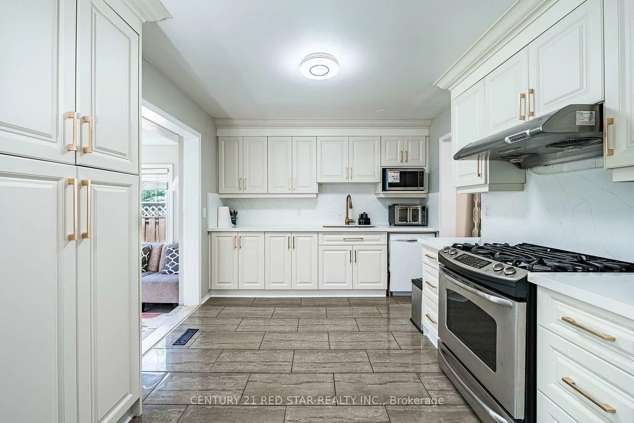 52, Newdale, Westgate, Brampton