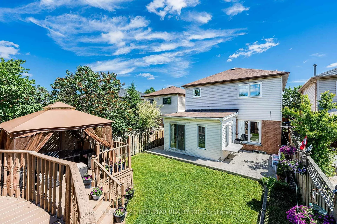 52, Newdale, Westgate, Brampton