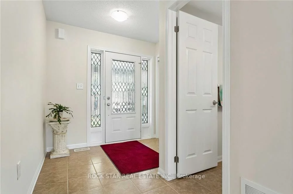 10, Klemscott, Northwest Brampton, Brampton