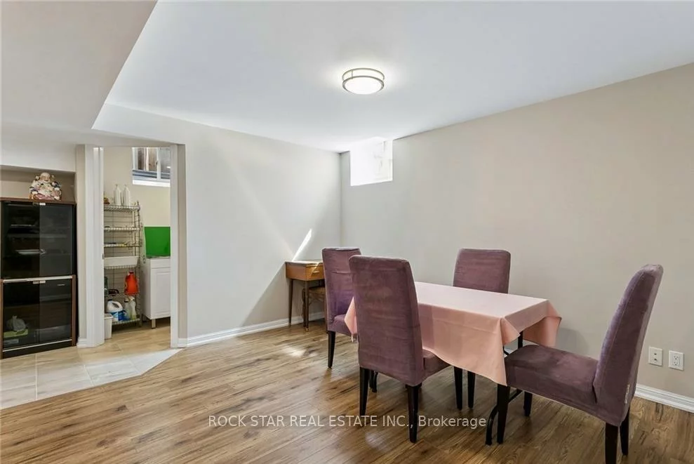 10, Klemscott, Northwest Brampton, Brampton