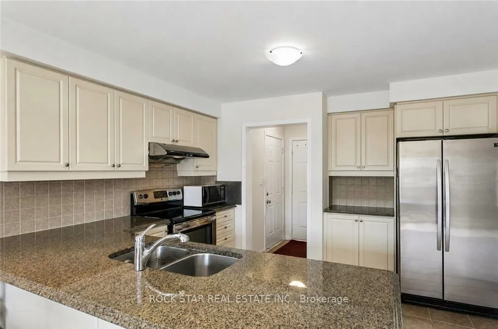 10, Klemscott, Northwest Brampton, Brampton