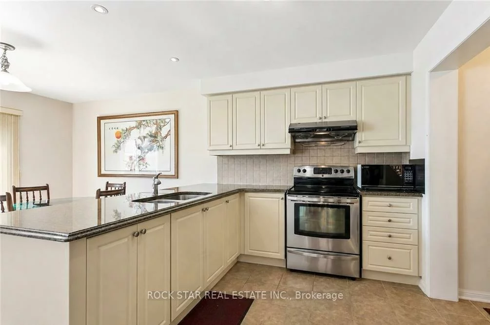 10, Klemscott, Northwest Brampton, Brampton