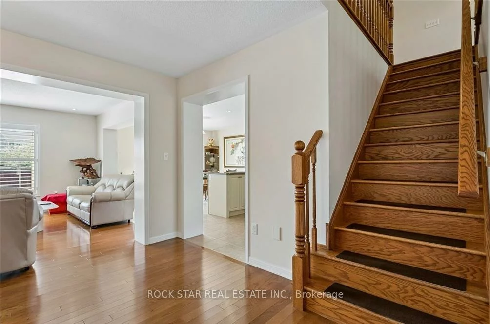10, Klemscott, Northwest Brampton, Brampton