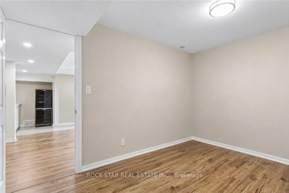 10, Klemscott, Northwest Brampton, Brampton