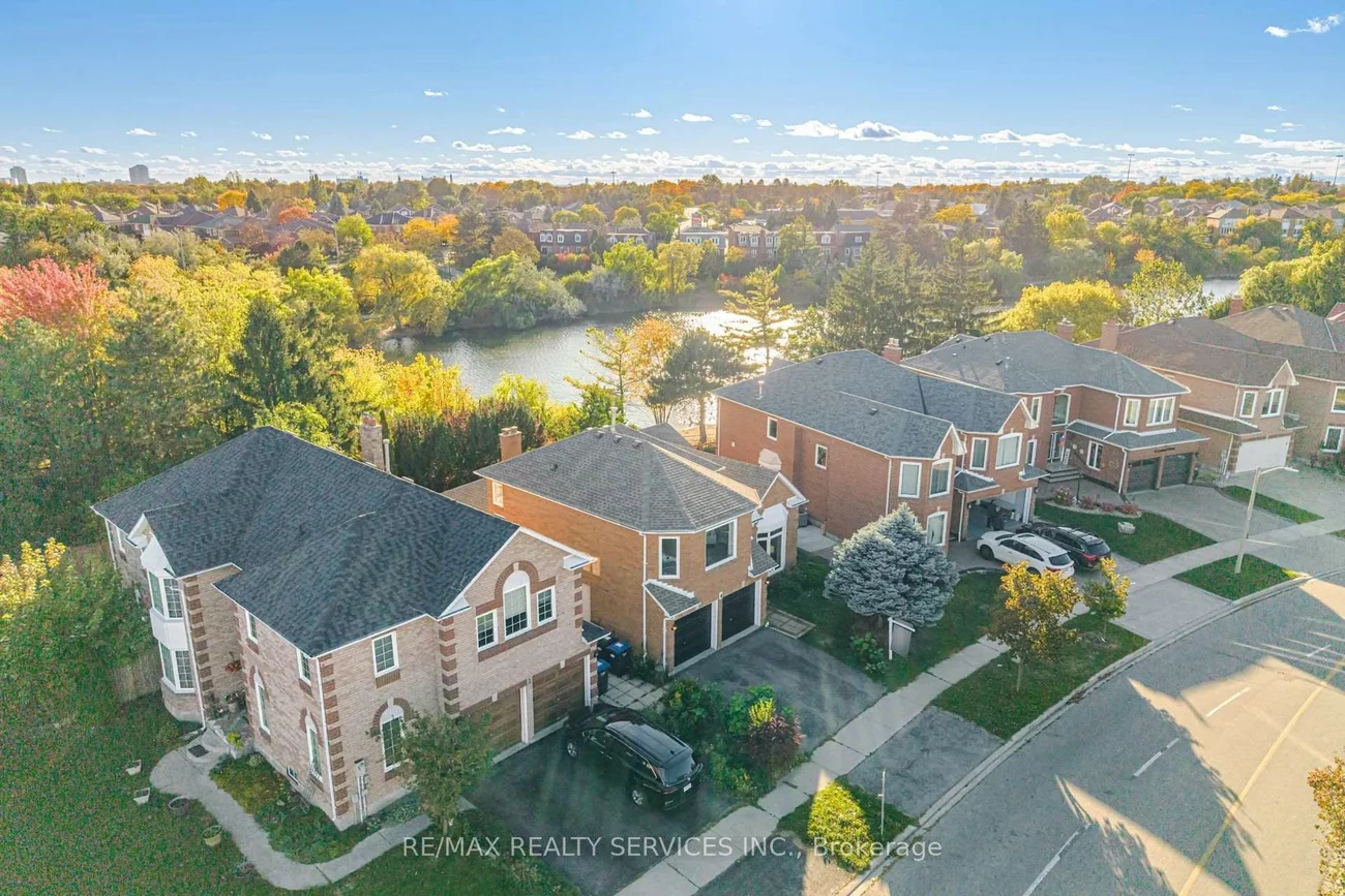 4, Leeward, Westgate, Brampton