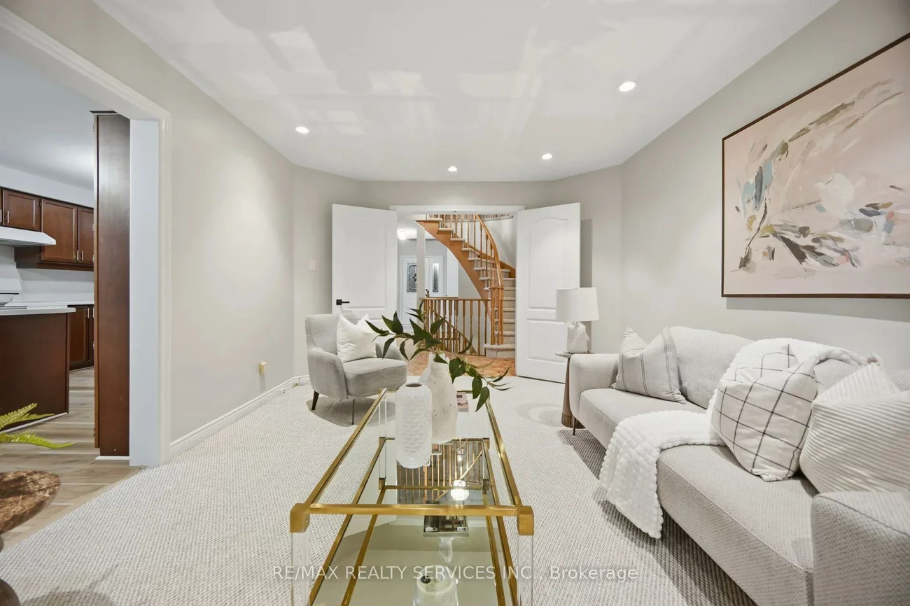 4, Leeward, Westgate, Brampton