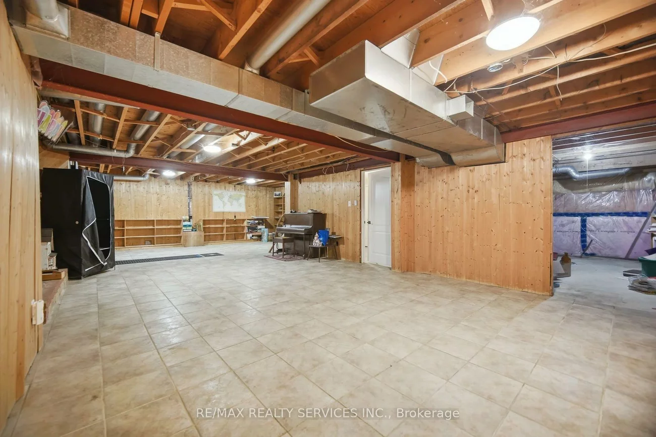 4, Leeward, Westgate, Brampton