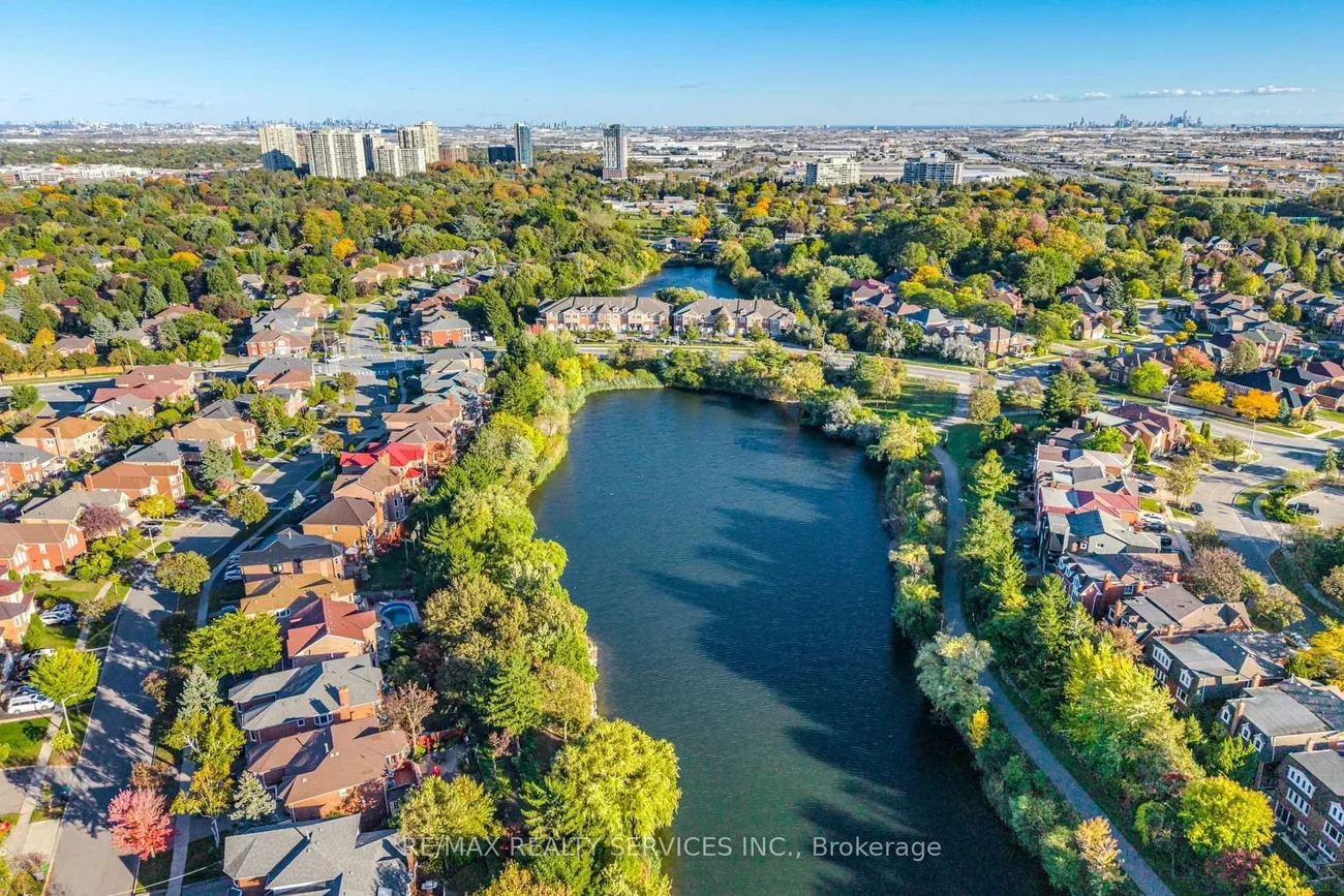 4, Leeward, Westgate, Brampton
