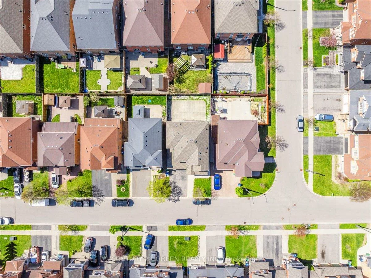 7, Accent, Northwest Sandalwood Parkway, Brampton