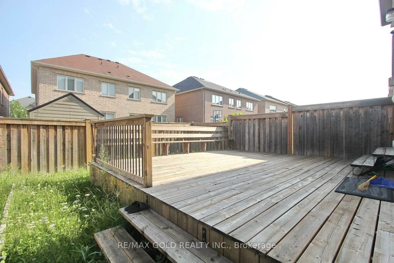 13, Walbrook, Credit Valley, Brampton