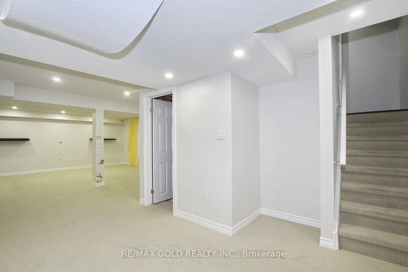 13, Walbrook, Credit Valley, Brampton