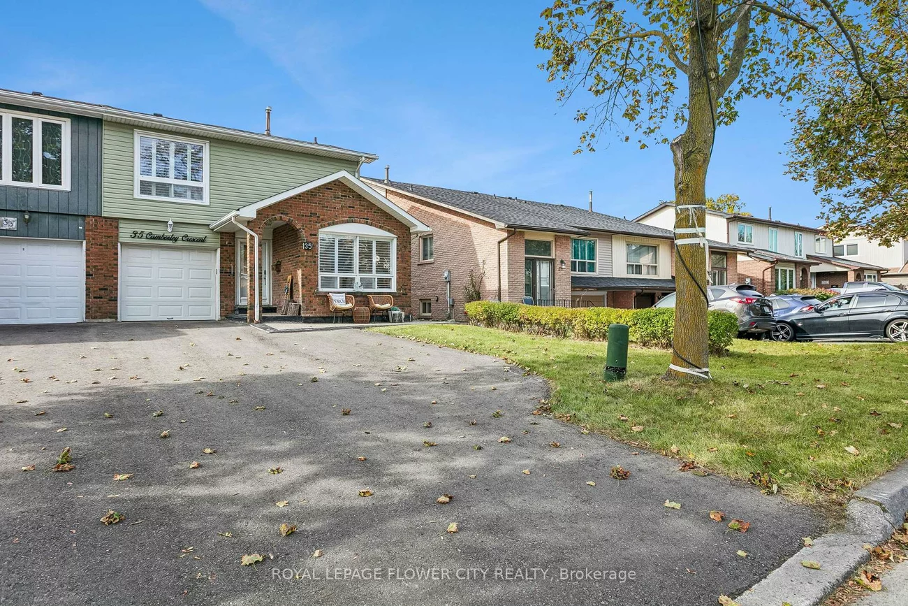 35, Camberley, Brampton North, Brampton