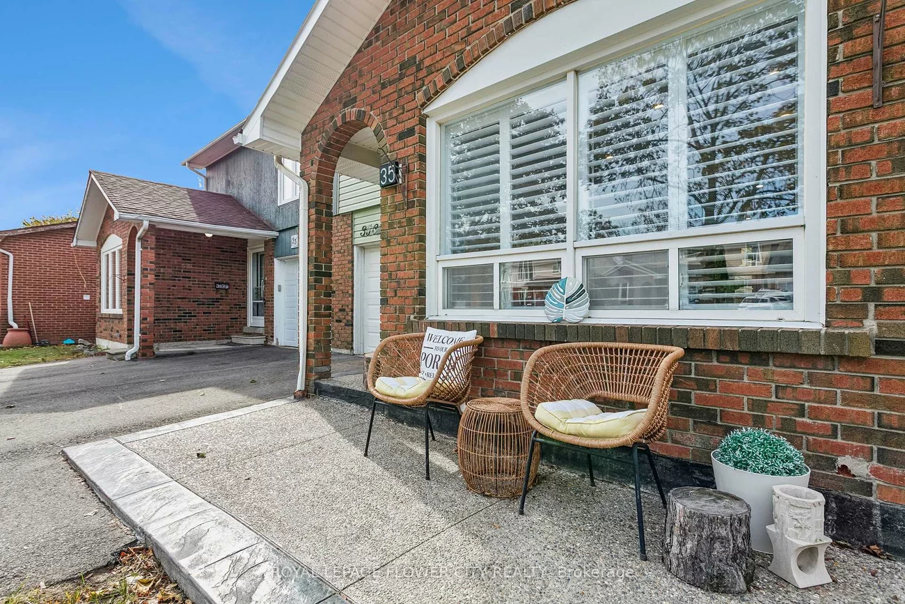 35, Camberley, Brampton North, Brampton
