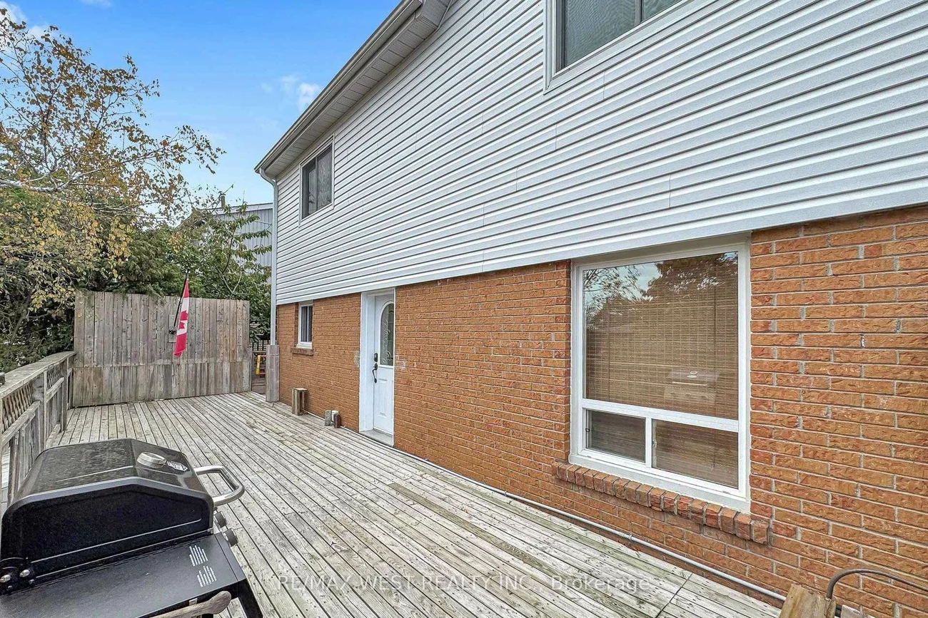 13, Mansfield, Central Park, Brampton