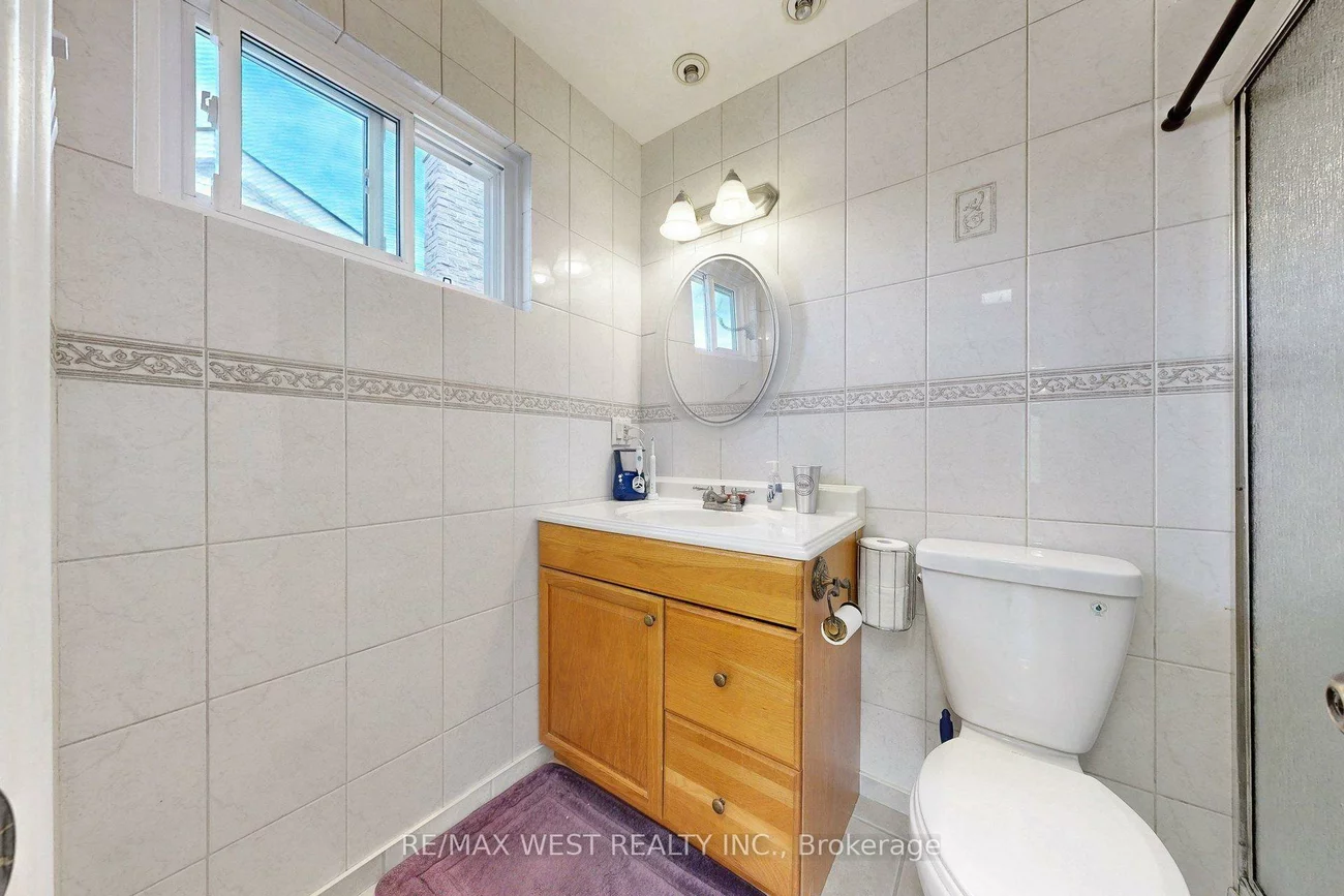 13, Mansfield, Central Park, Brampton