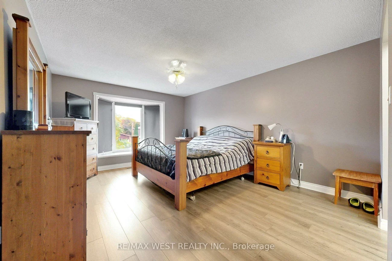 13, Mansfield, Central Park, Brampton