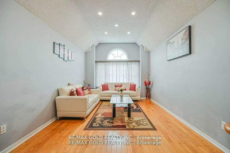 152, Bighorn, Sandringham-Wellington, Brampton