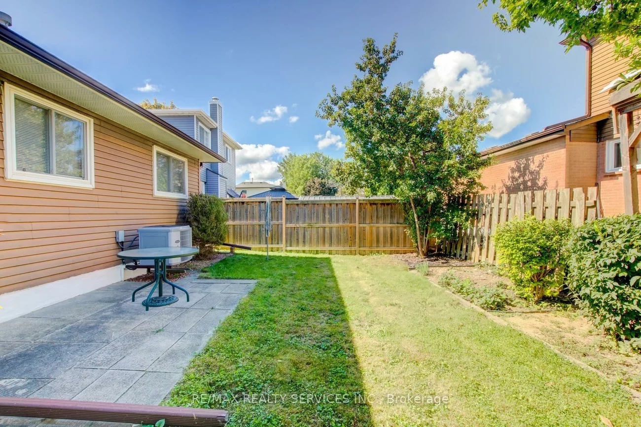 41, Greenleaf, Brampton West, Brampton