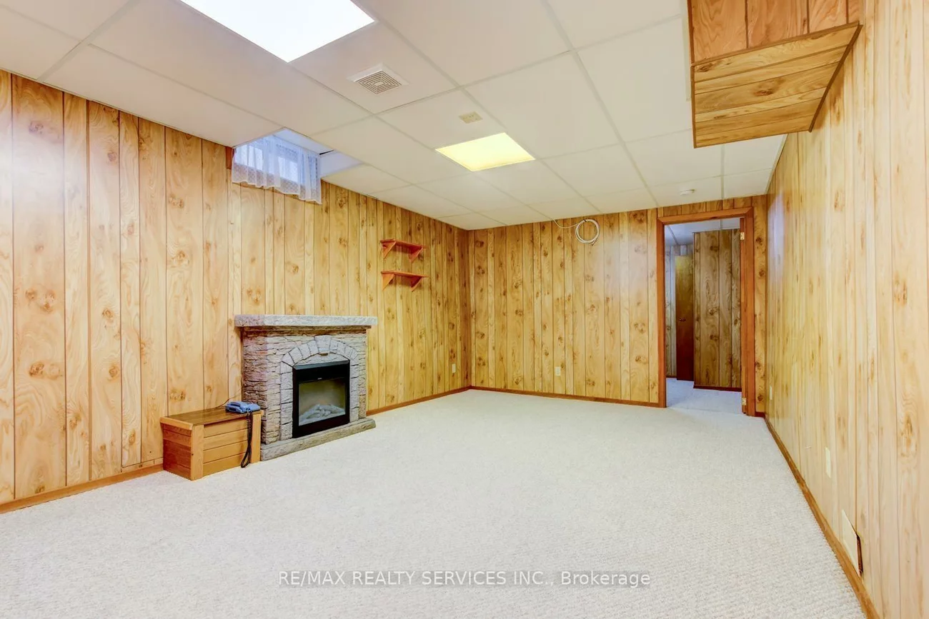 41, Greenleaf, Brampton West, Brampton