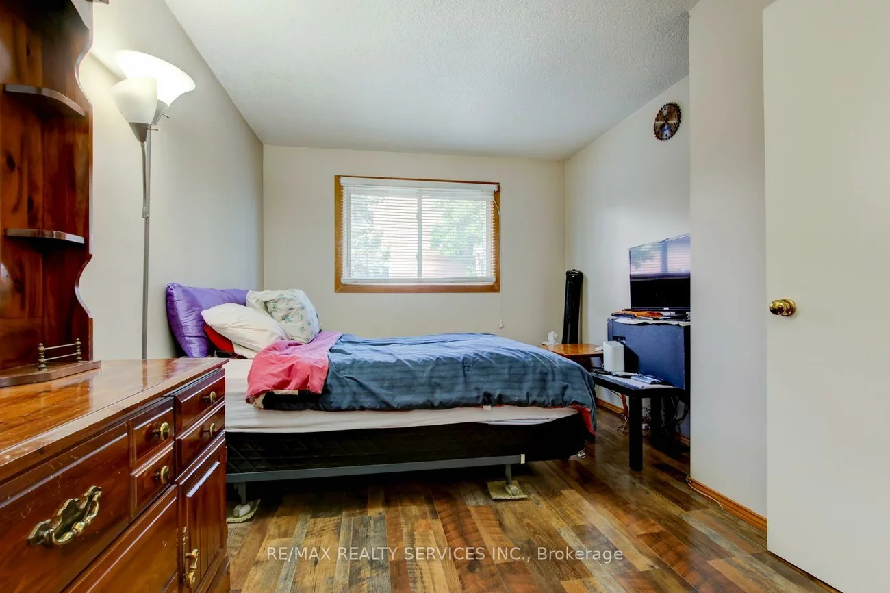 41, Greenleaf, Brampton West, Brampton