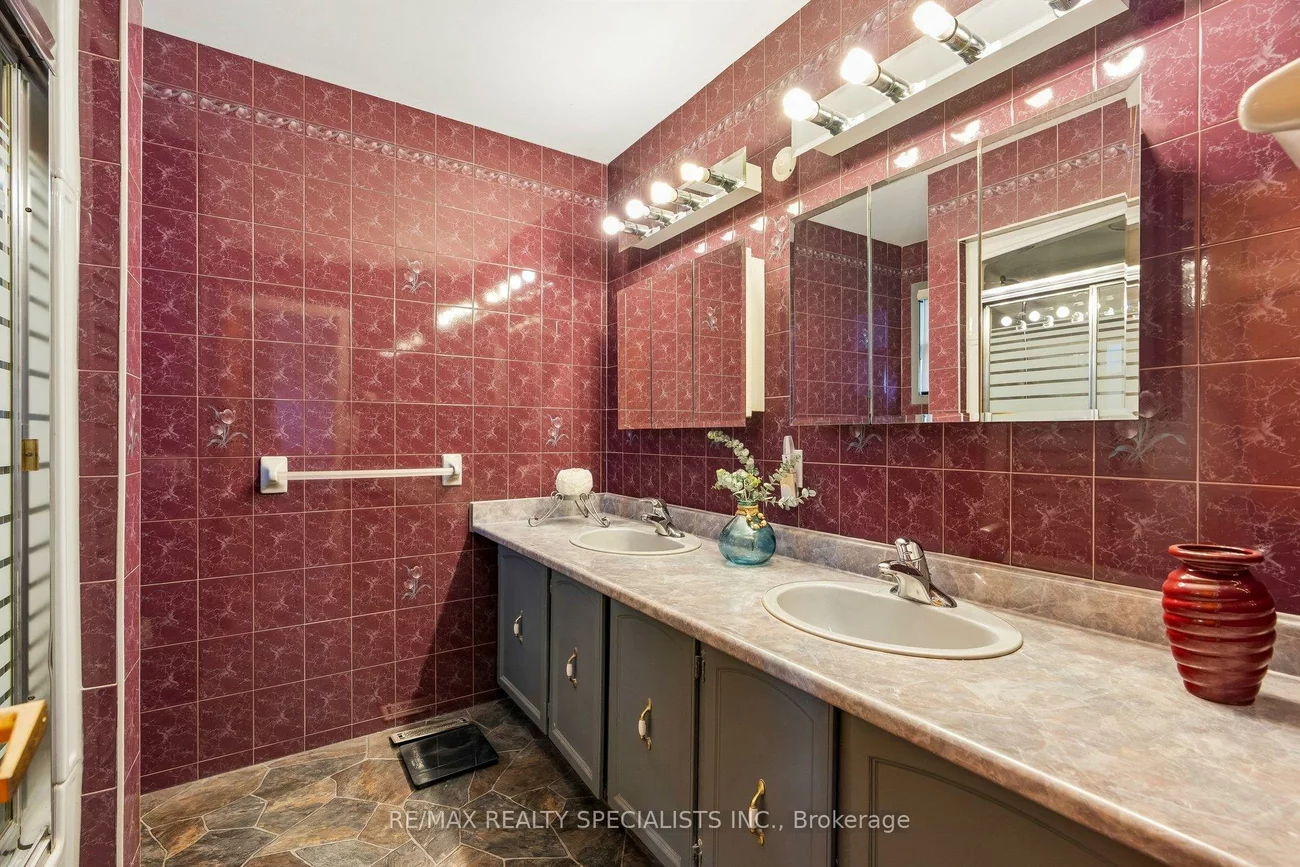 46, Linkdale, Brampton North, Brampton