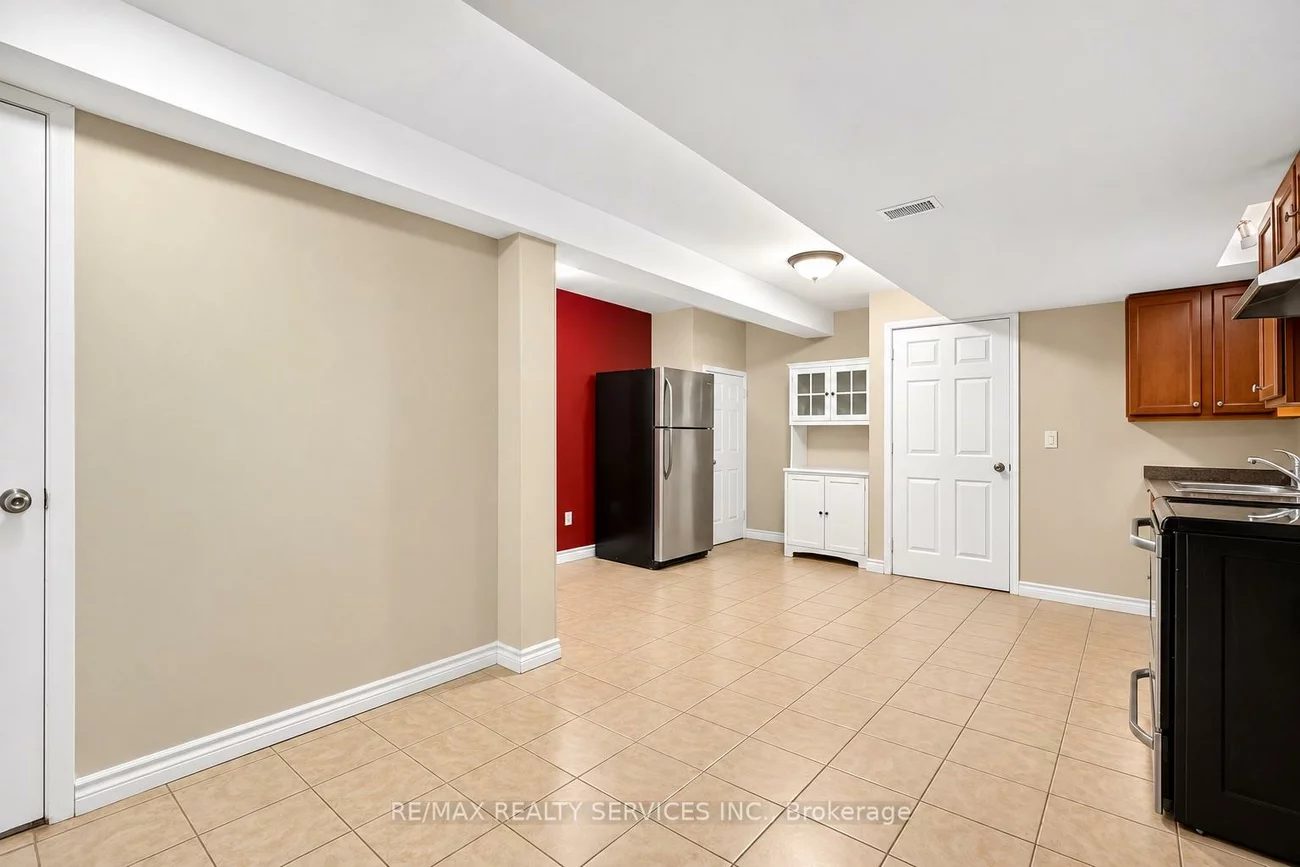 115, Passfield, Bram East, Brampton