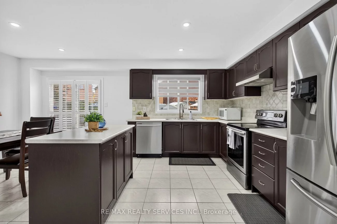 115, Passfield, Bram East, Brampton