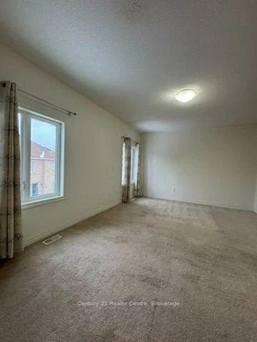 355, Royal West, Credit Valley, Brampton
