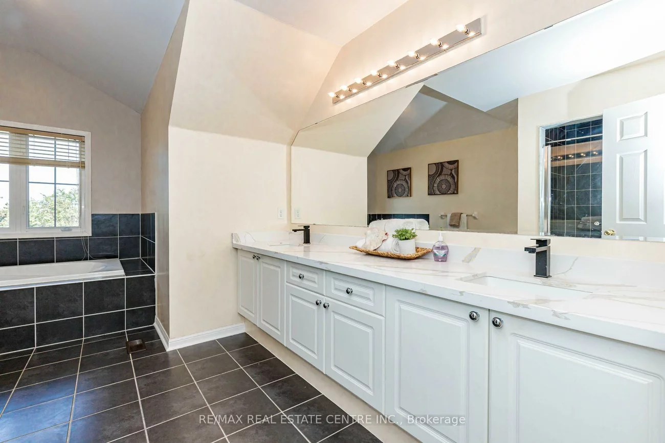 14, Alboreto, Credit Valley, Brampton